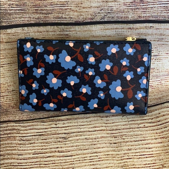 Kate Spade ♠️ floral slim bifold wallet - Picture 5 of 7